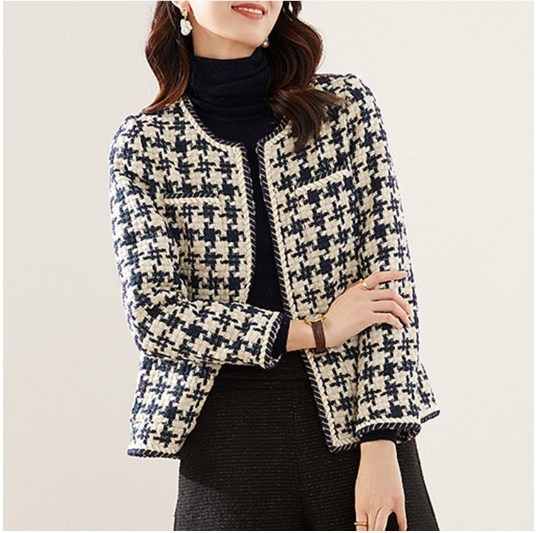 A lady with a knit in a geometric shape