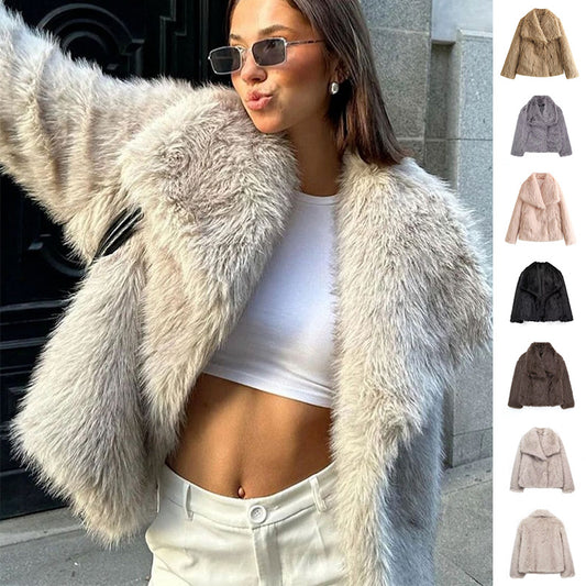 An impressive Synthetic Fur coat for Ladies